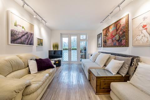 2 bedroom retirement property for sale - Friern Barnet Lane, London N20