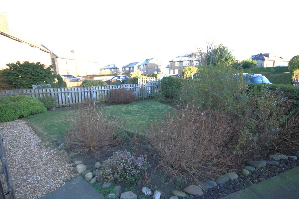 Crewe Crescent, Edinburgh, EH5 2 bed flat £1,150 pcm (£265 pw)