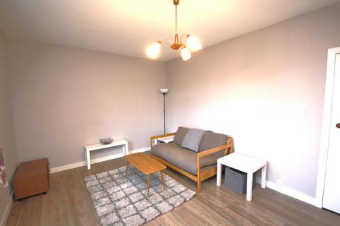 2 bedroom flat to rent, Crewe Crescent, Pilton, Edinburgh, EH5
