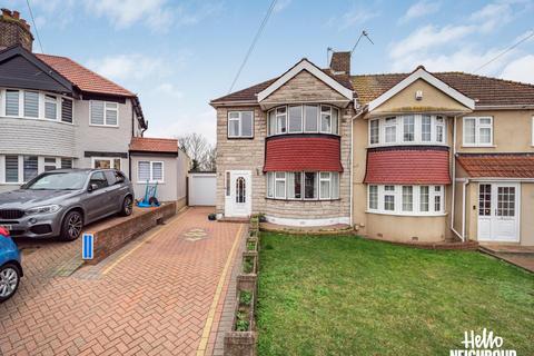 3 bedroom semi-detached house to rent, Totnes Road, Welling, DA16