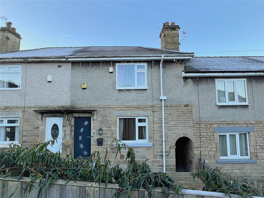 Wrose Brow Road, Shipley, BD18 2 bed terraced house for sale £150,000