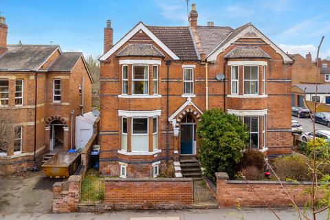 4 bedroom semi-detached house for sale, Rugby Road Leamington Spa, Warwickshire, CV32 6EH