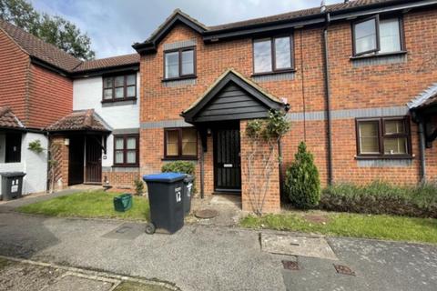 3 bedroom apartment to rent, 12 Englefield Close Englefield Green Egham Surrey