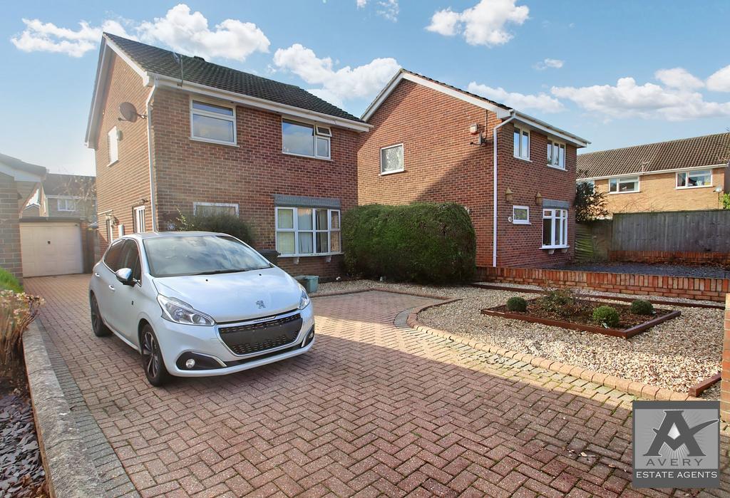St Marks Road, BS22 3 bed detached house for sale £310,000