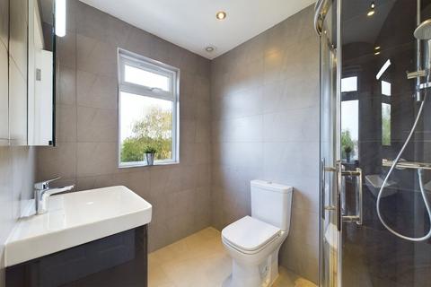 74 Queens Walk, Ruislip, HA4 0LU