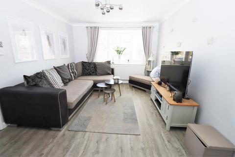 4 bedroom detached house for sale, Ryves Avenue, Yateley GU46