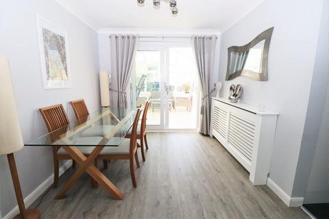 4 bedroom detached house for sale, Ryves Avenue, Yateley GU46