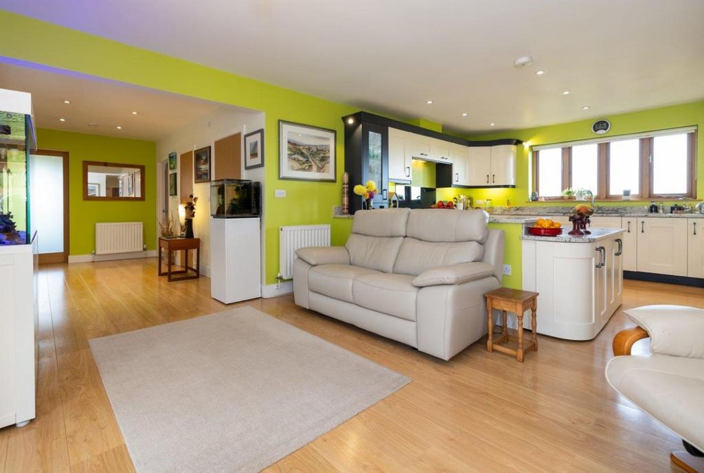 Family Room/ Kitchen