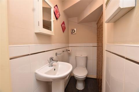 50 Carrbrook Drive, Royton, Oldham, OL2 6DD
