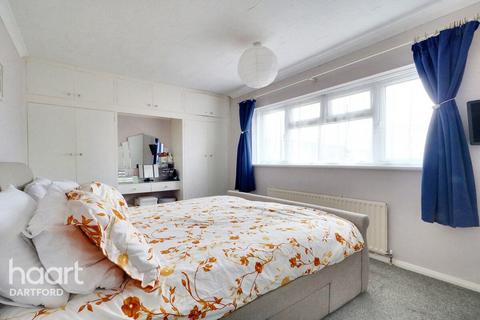 2 Everest Close, Northfleet, Gravesend, DA11 8JU
