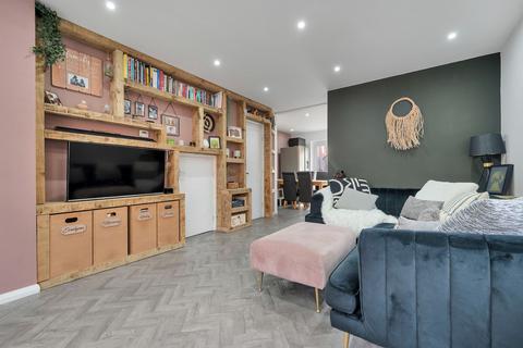 52 Brooklands Way, Bourne, PE10 9GW