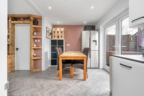 52 Brooklands Way, Bourne, PE10 9GW