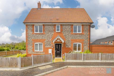 3 bedroom semi-detached house for sale, Finch Road, Attleborough