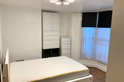 1 bedroom flat to rent, N4 3EX