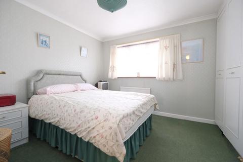 92 Dyke Drive, Orpington, BR5 4LZ