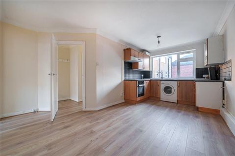 2 bedroom flat for sale - Winchester Court, Palmerston Crescent, London, N13