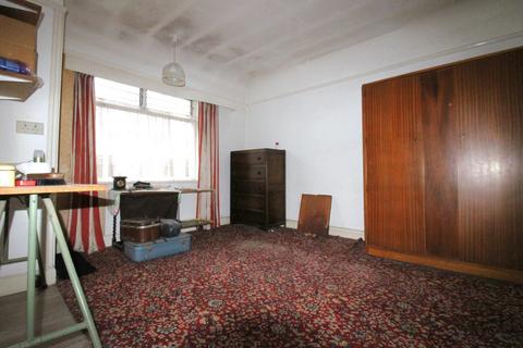 85 Radcliffe Road, Harrow, HA3 7QA