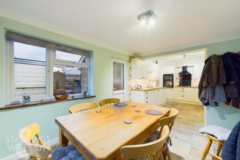 3 bedroom detached bungalow for sale, Willow Close, Wortwell, Harleston