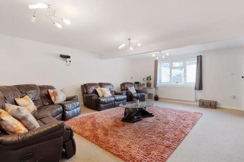 69 Woodside Road, Purley, CR8 4LQ