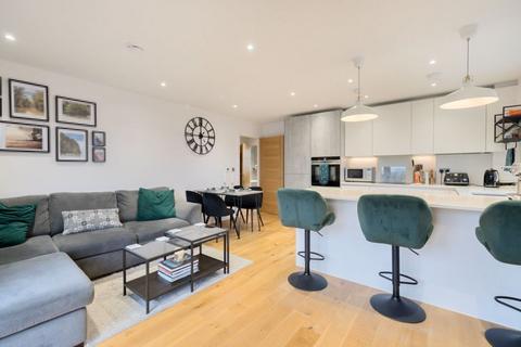 Flat 4, 25 Monahan Avenue, Purley, CR8 3BB