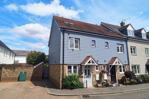 3 bedroom semi-detached house for sale, Park Side, Tidys Lane, Epping