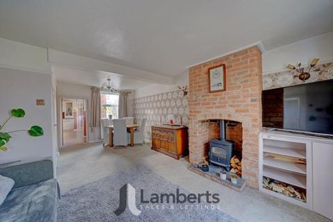 70 Alcester Road, Studley, B80 7NP