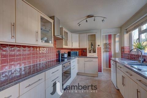 70 Alcester Road, Studley, B80 7NP