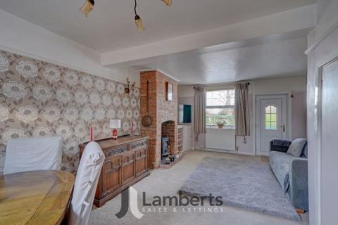70 Alcester Road, Studley, B80 7NP