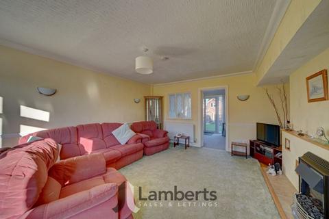 13 Albury Road, Studley, B80 7LW