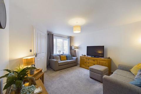 2 bedroom end of terrace house for sale, Bassett Road, Thurston