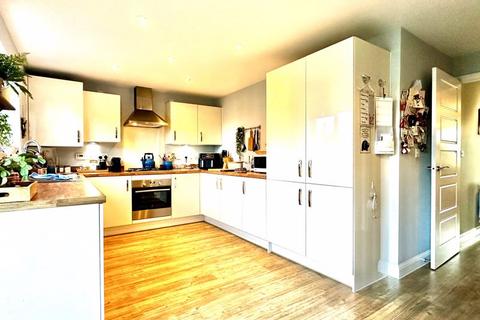 16 Anson Drive, Watchfield, Swindon, SN6 8DH