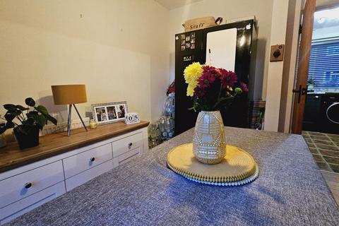 2 Elm Road, Credenhill, Hereford, HR4 7DR