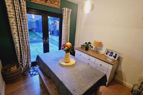 2 Elm Road, Credenhill, Hereford, HR4 7DR