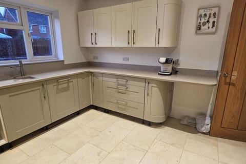 43 Hillary Drive, Hereford, HR4 0RB