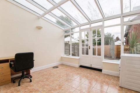 4 bedroom terraced house to rent, Sivell Mews, Exeter