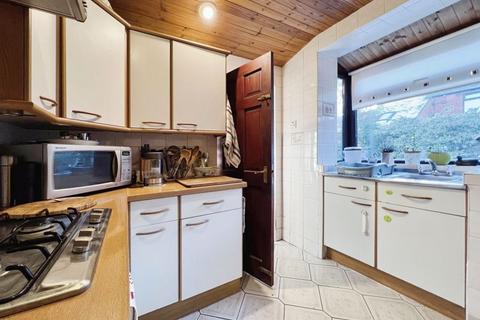 109 Calvert Road, Bolton, BL3 3BX