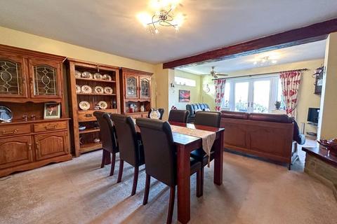 118 Chestnut Drive, Congleton, CW12 4UA