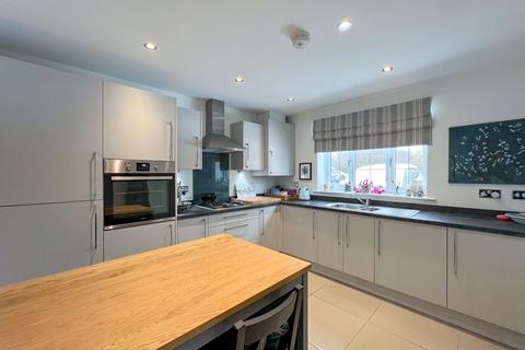 100 Kestrel Close, Congleton, CW12 3QX