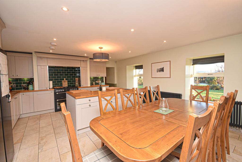 Coralden Cottage, Islabank Farm, Coupar Angus 4 bed detached bungalow