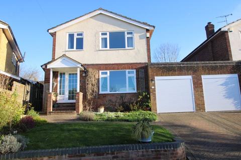3 bedroom detached house for sale - Sunters Wood Close, High Wycombe HP12