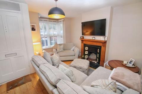 2 bedroom terraced house for sale, Oakridge Road, High Wycombe HP11