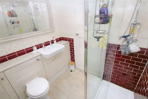 2 bedroom terraced house for sale, Oakridge Road, High Wycombe HP11