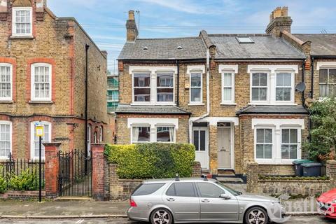 69 Boyton Road, London, N8 7AE