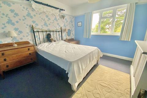 55 Covena Road, Bournemouth, BH6 5LW