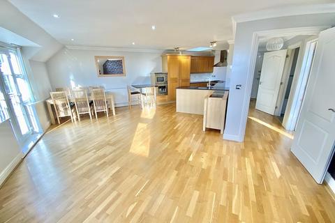 2 bedroom penthouse for sale, Warren Edge Road, Hengistbury Head, Bournemouth
