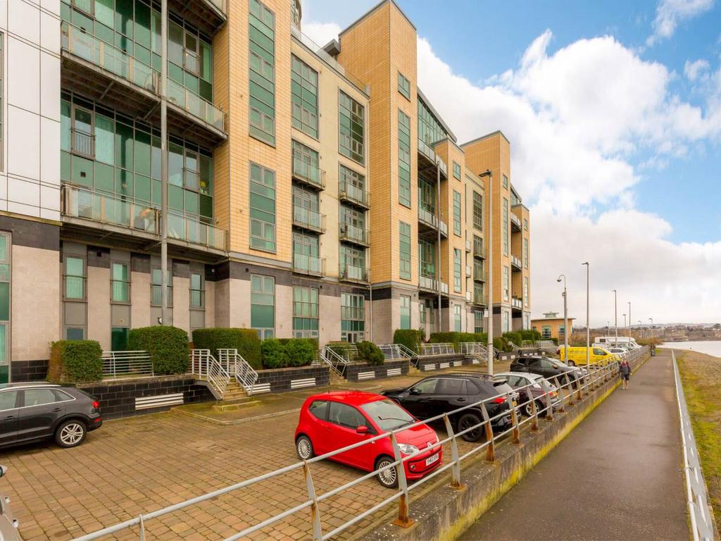 Western Harbour Breakwater, Newhaven, Edinburgh 2 bed apartment for