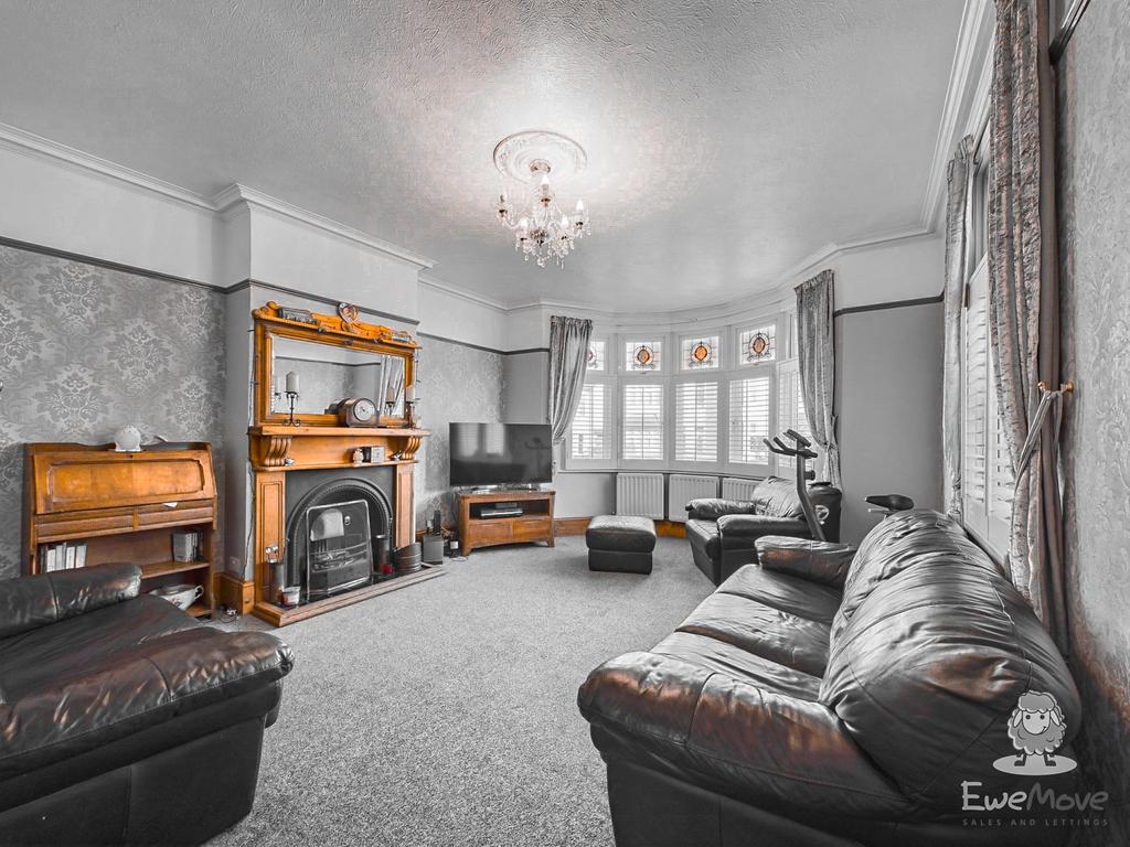 Nelson Road, Gillingham, Kent, ME7 3 bed end of terrace house for sale