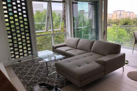 2 bedroom flat to rent, 28 Quebec Way, London, SE16 7FS