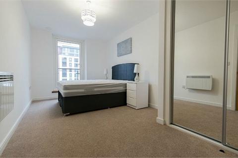 2 bedroom apartment to rent, Davaar House, Ferry Court, Cardiff CF11