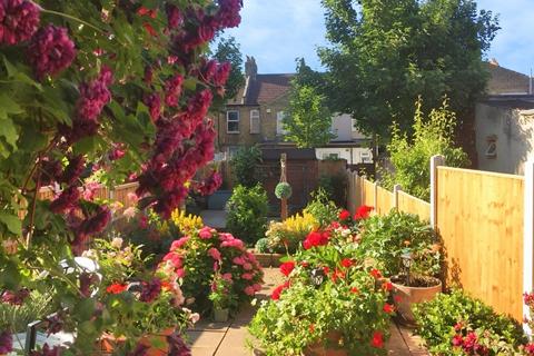 4 bedroom terraced house for sale, St Marys Road, ILFORD, IG1